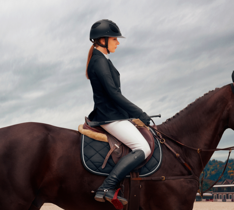 Jetzt 10% Rabatt & mehr auf Reitequipment sparen