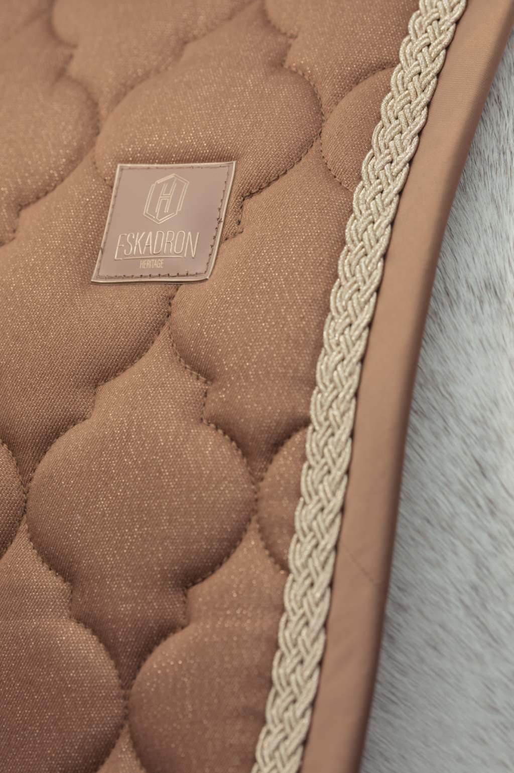 ESKADRON Schabracke Cotton Glitter Almond - DL
