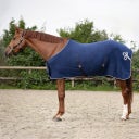 QHP Fleecedecke mit Ornament, Navy/Silber - 105 cm