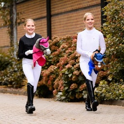 QHP Ohrenhaube Hobby horse - fuchsia